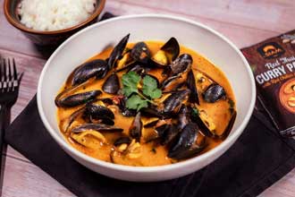 Thai Red Curry Mussels – deSIAMCuisine (Thailand) Co Ltd